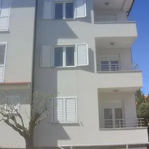 https://apartments-residence-lulivo.in-istria.net
